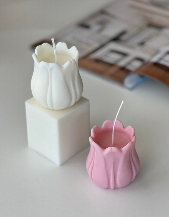 Tulip Candle